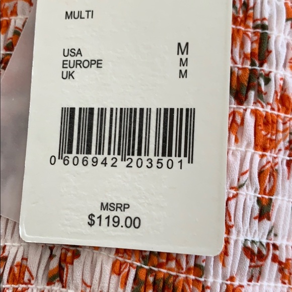 a loves a Smocked Ruffle Boho Floral Top M NWT - Picture 8 of 11